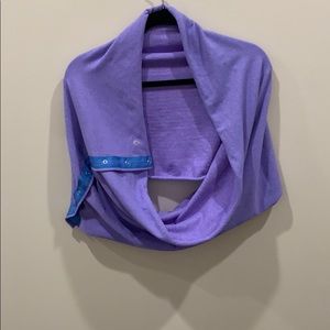 ⭐️Ivivva infinity scarf/wrap⭐️